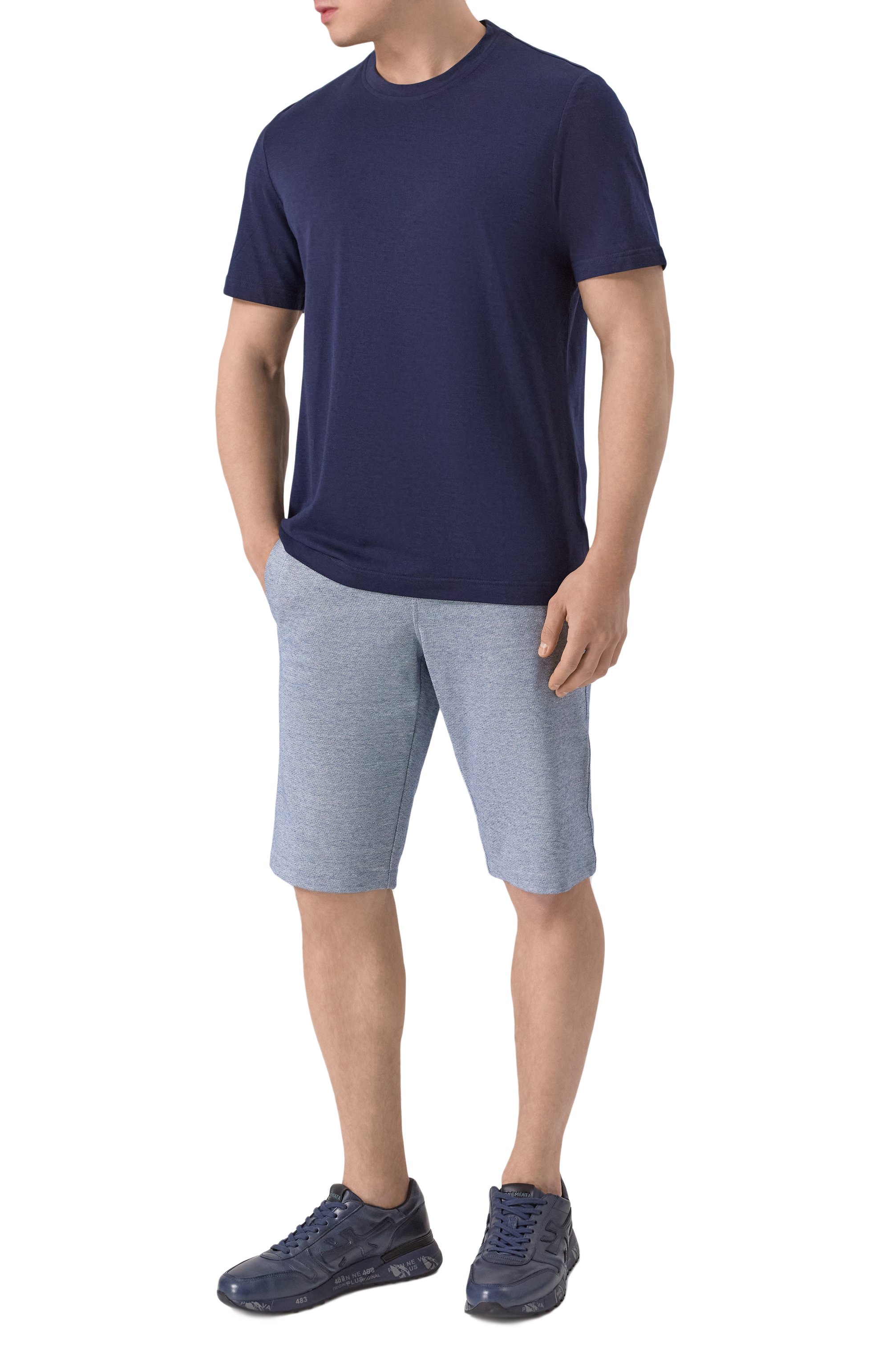 Шорты изо льна и хлопка CAPOBIANCO голубого цвета по цене 39950 руб., арт. 18M753.LUR0., фото 2 Шорты изо льна и хлопка CAPOBIANCO, арт. 18M753.LUR0., фото 2