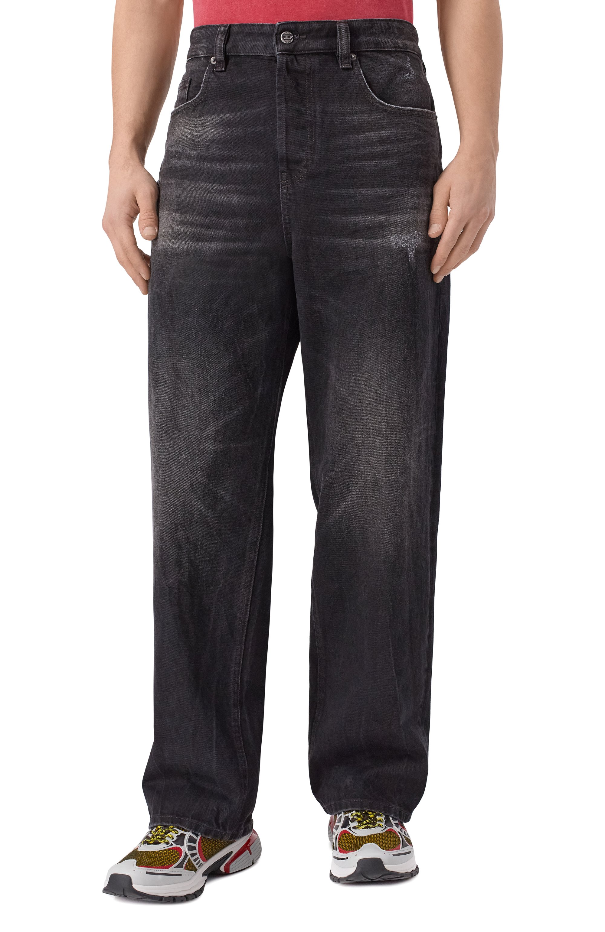 Джинсы 2001 d-macro DIESEL черного цвета по цене 27850 руб., арт. A11598/0BEBB, фото 3 Джинсы 2001 d-macro DIESEL, арт. A11598/0BEBB, фото 3