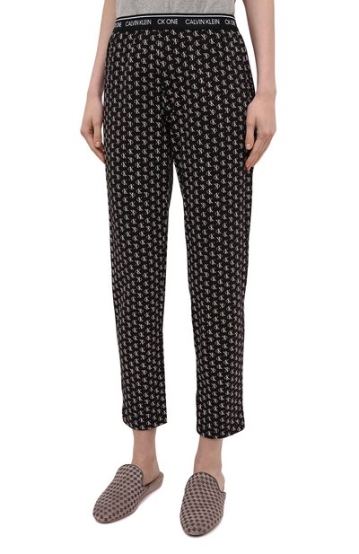 Брюки CALVIN KLEIN черного цвета по цене 5945 руб., арт. QS6434E, фото 3 Брюки CALVIN KLEIN, арт. QS6434E, фото 3