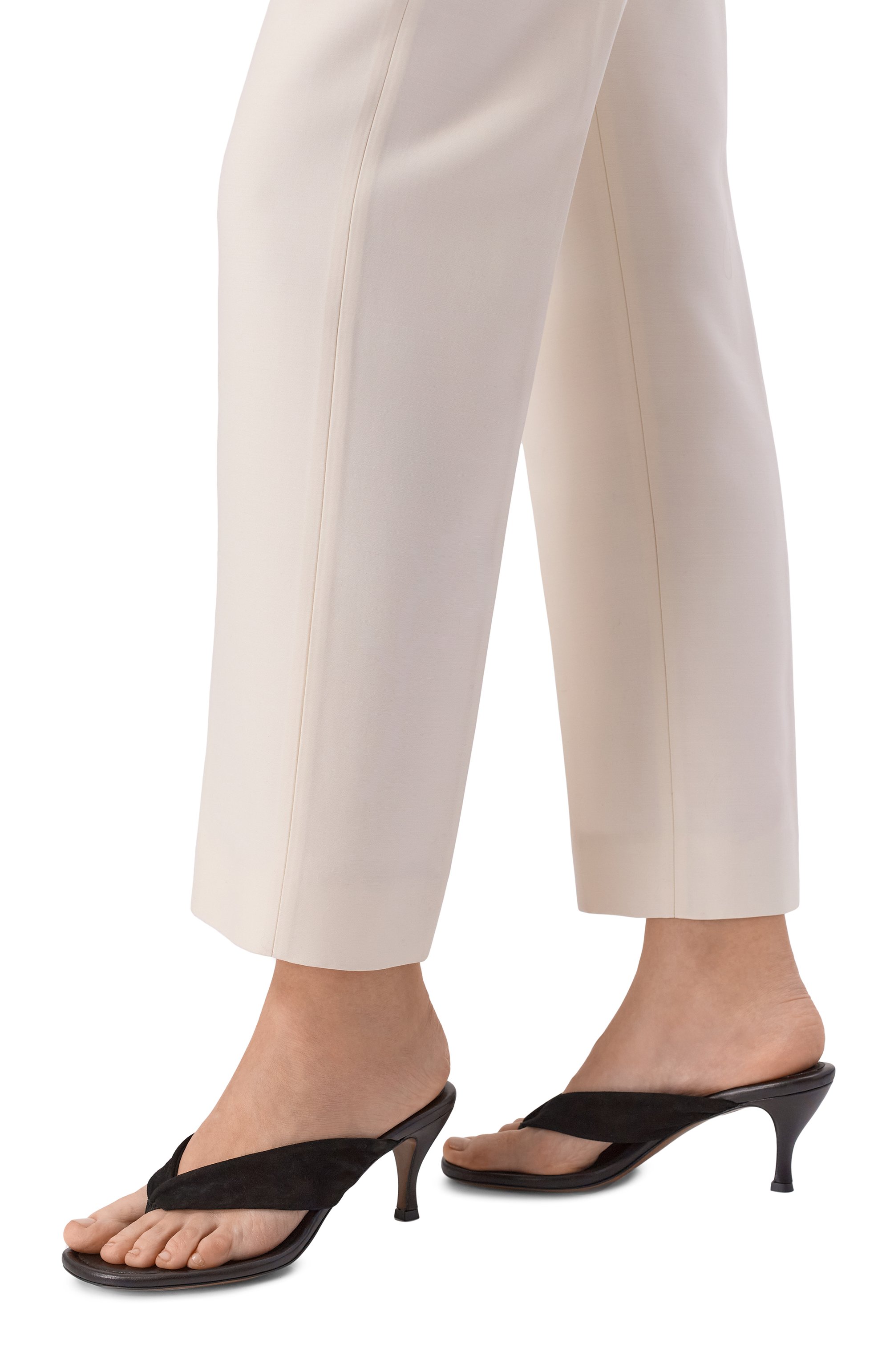 Кожаные мюли megrez NEOUS черного цвета по цене 78200 руб., арт. 00516B01/SUEDE, фото 2 Кожаные мюли megrez NEOUS, арт. 00516B01/SUEDE, фото 2