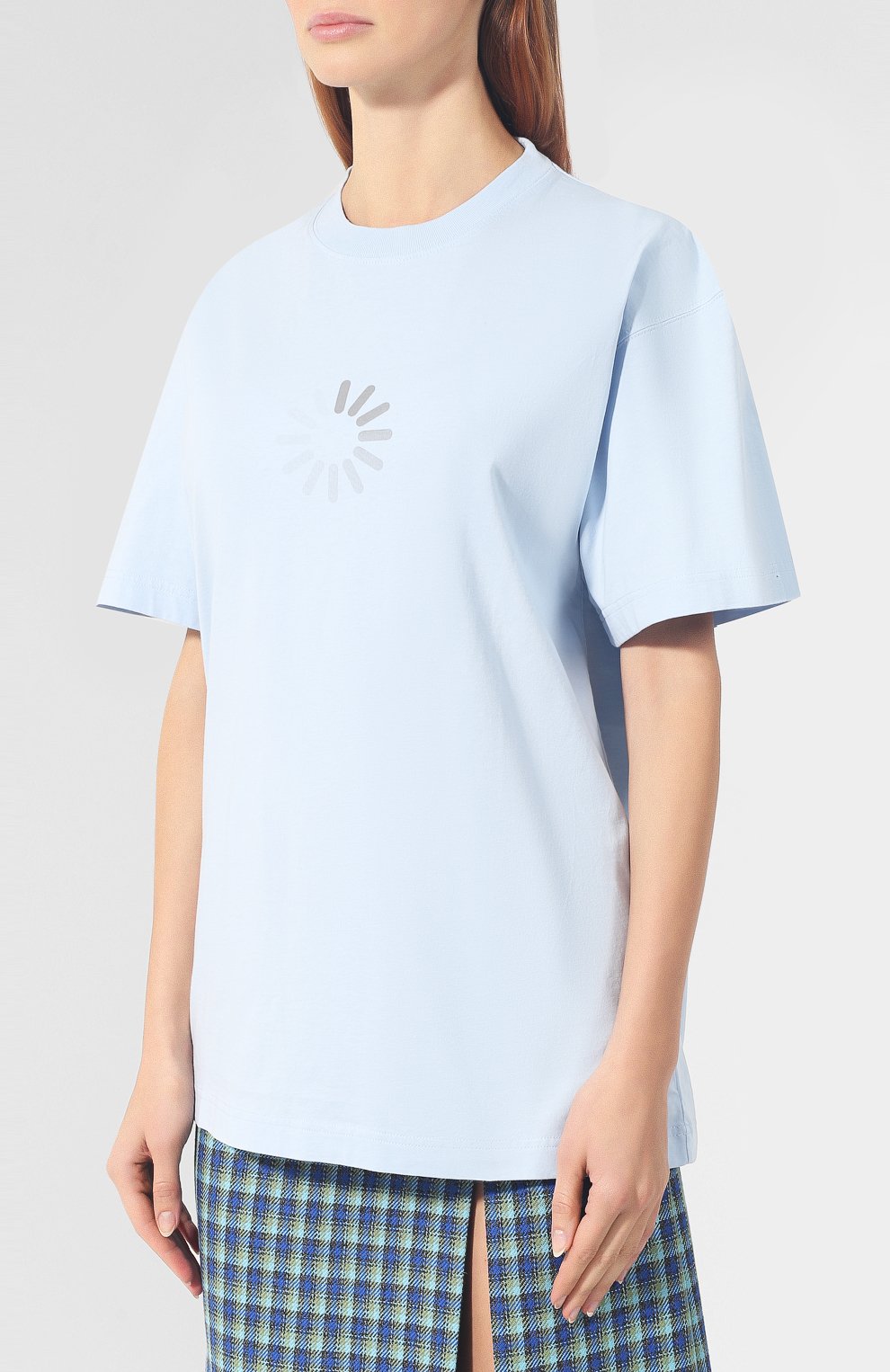Хлопковая футболка VETEMENTS голубого цвета по цене 17600 руб., арт. UAH20TR635/W, фото 3 Хлопковая футболка VETEMENTS, арт. UAH20TR635/W, фото 3