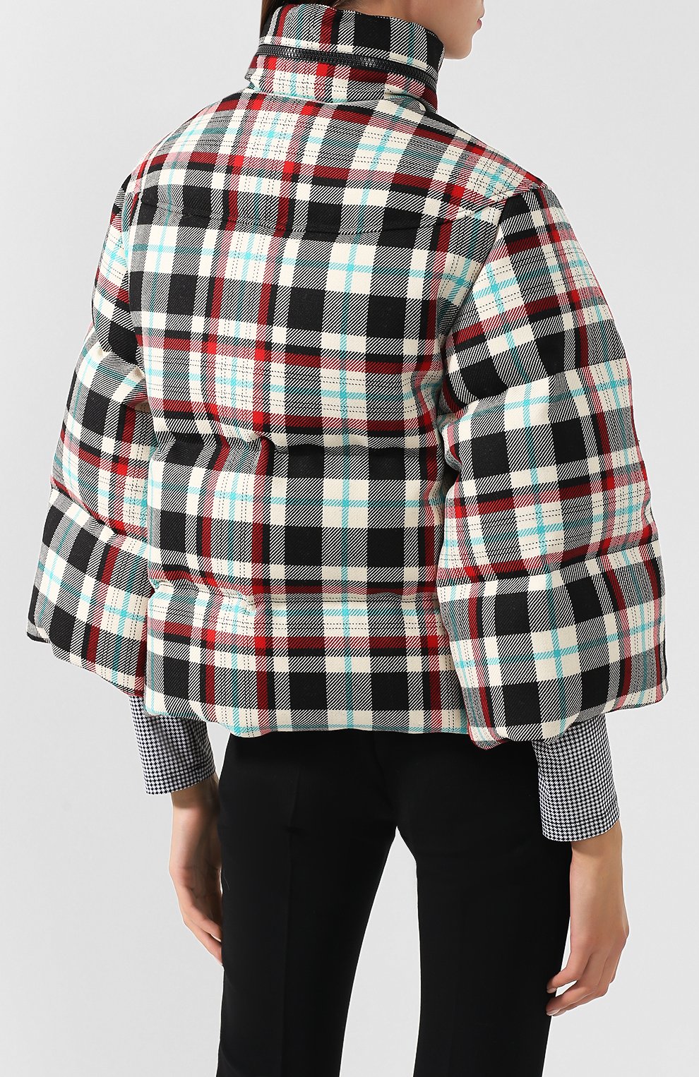 Пуховик GUCCI синего цвета по цене 253000 руб., арт. 516411/ZLK18, фото 4 Пуховик GUCCI, арт. 516411/ZLK18, фото 4