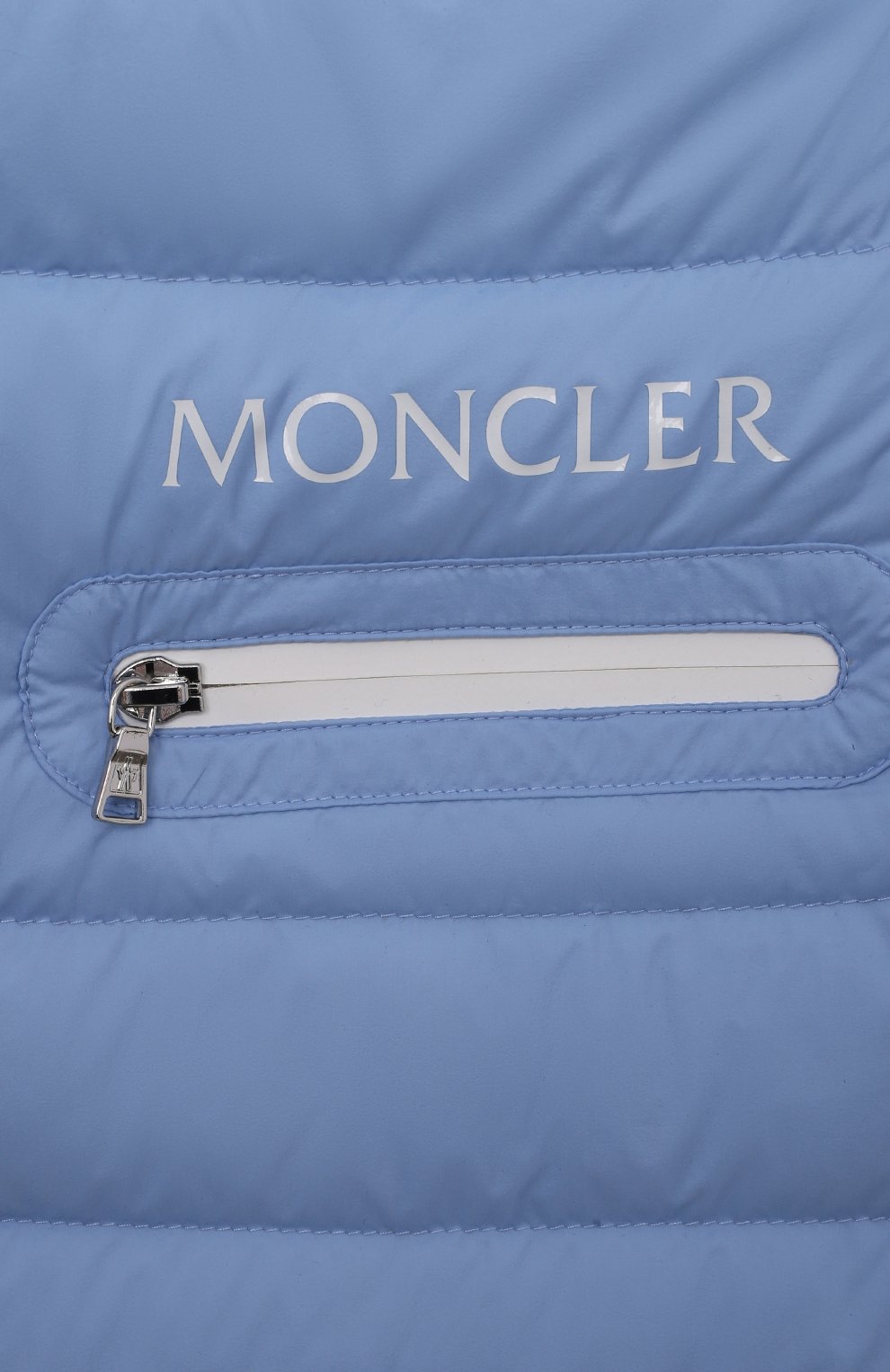 Пуховый конверт MONCLER голубого цвета по цене 46200 руб., арт. H1-951-1E000-01-53333, фото 3 Пуховый конверт MONCLER, арт. H1-951-1E000-01-53333, фото 3