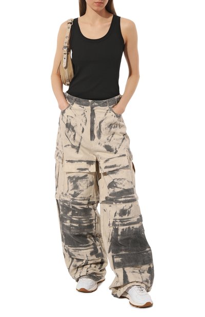 Хлопковые брюки-карго MAINLESS кремового цвета по цене 49500 руб., арт. PT23-02-09-DT, фото 2 Хлопковые брюки-карго MAINLESS, арт. PT23-02-09-DT, фото 2