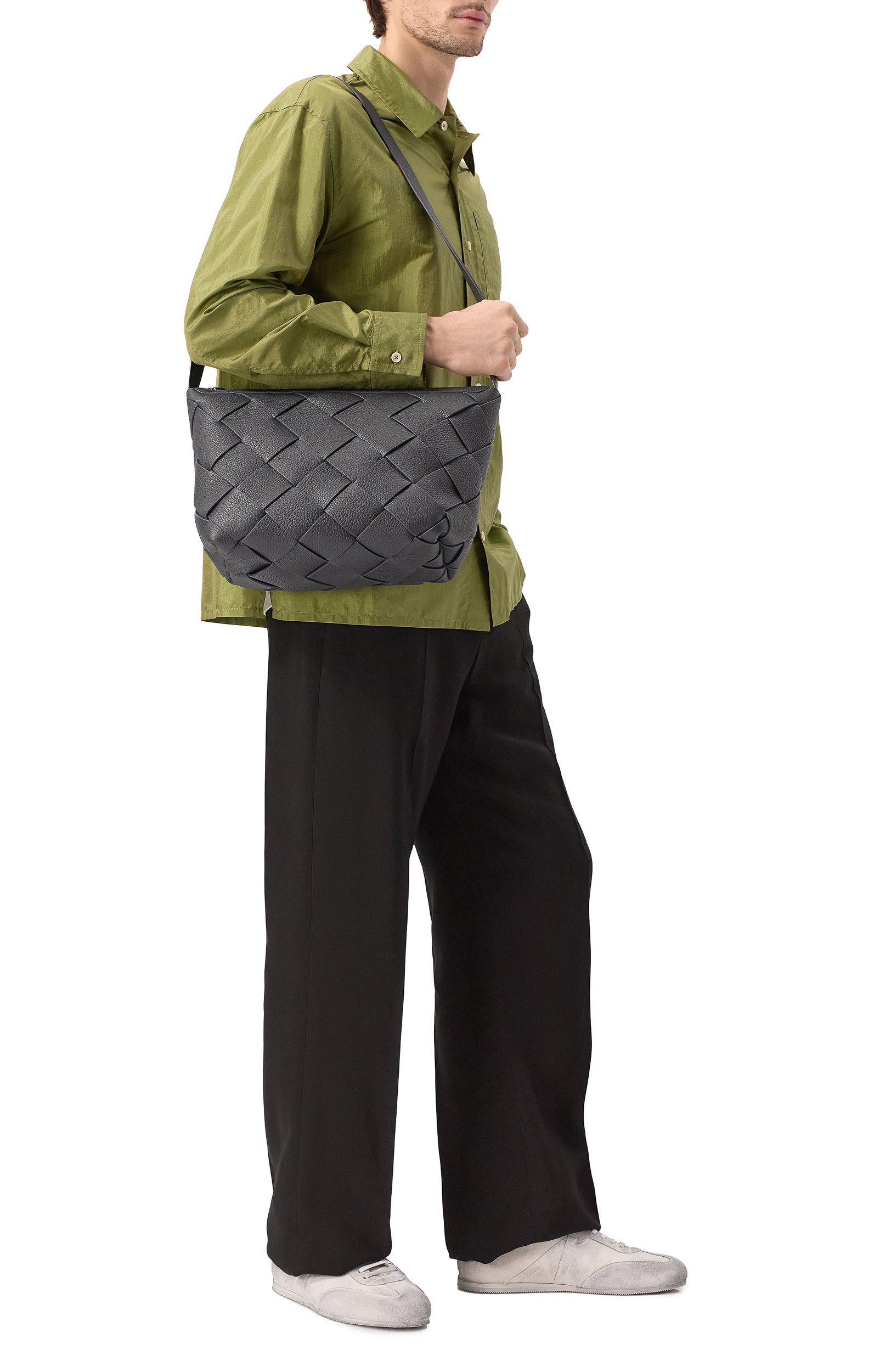 Сумка diago BOTTEGA VENETA темно-серого цвета по цене 429500 руб., арт. 795125 V4FV1, фото 3 Сумка diago BOTTEGA VENETA, арт. 795125 V4FV1, фото 3