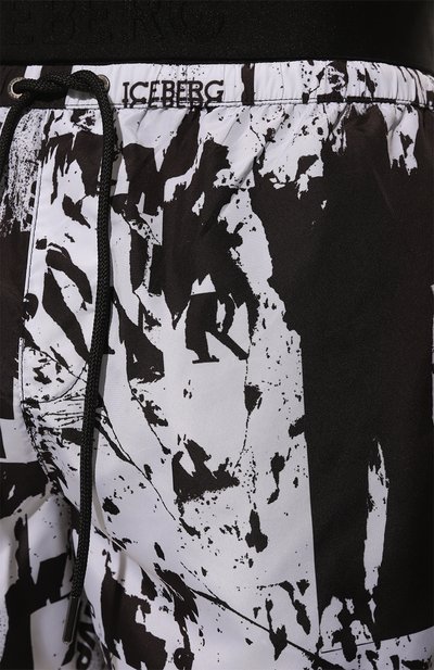 Плавки-шорты ICEBERG черно-белого цвета по цене 7780 руб., арт. ICE4MBM06, фото 4 Плавки-шорты ICEBERG, арт. ICE4MBM06, фото 4