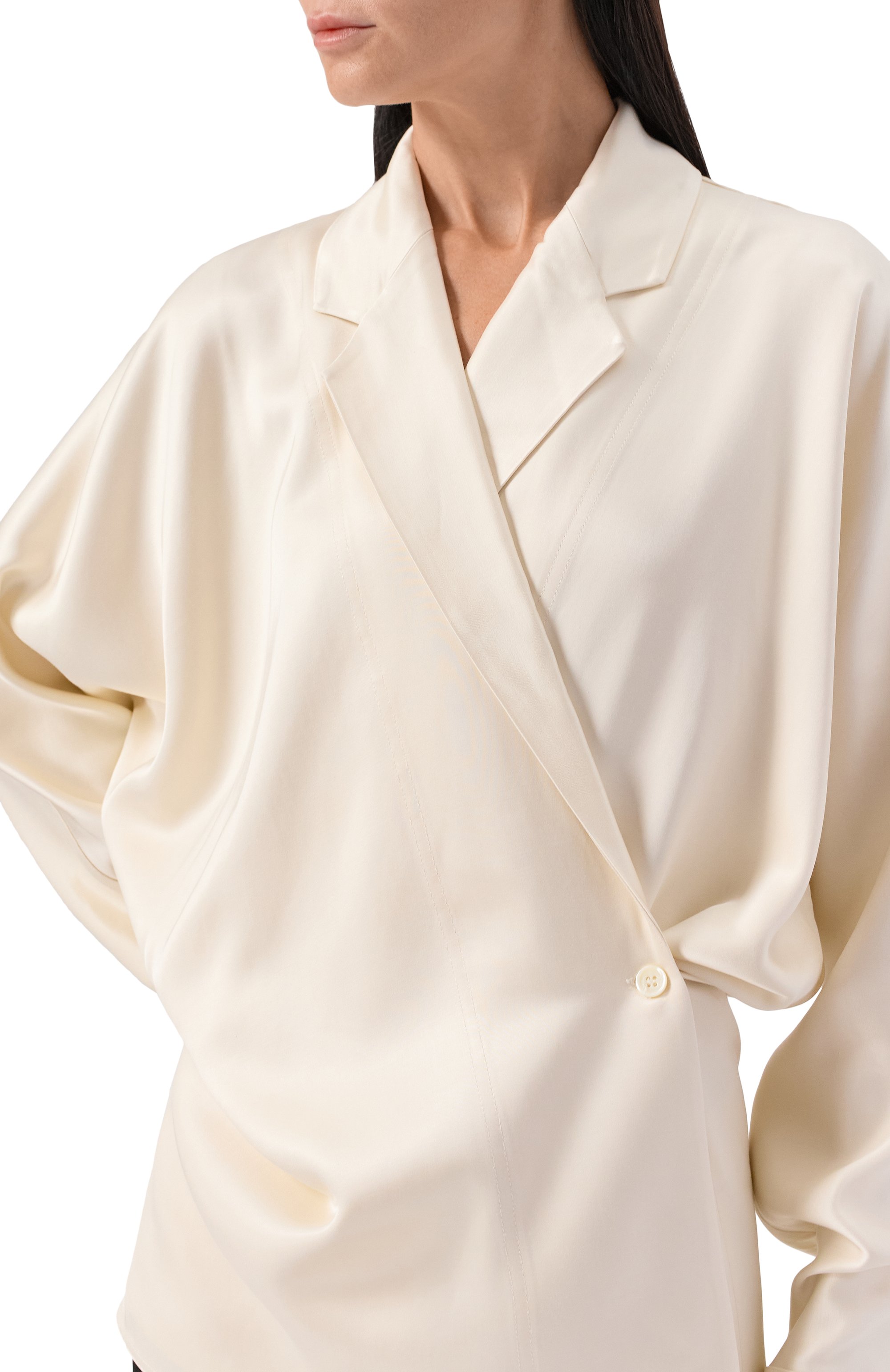 Блузка из вискозы TOTEME кремового цвета по цене 84850 руб., арт. 253-WRT0543-FB0382, фото 5 Блузка из вискозы TOTEME, арт. 253-WRT0543-FB0382, фото 5