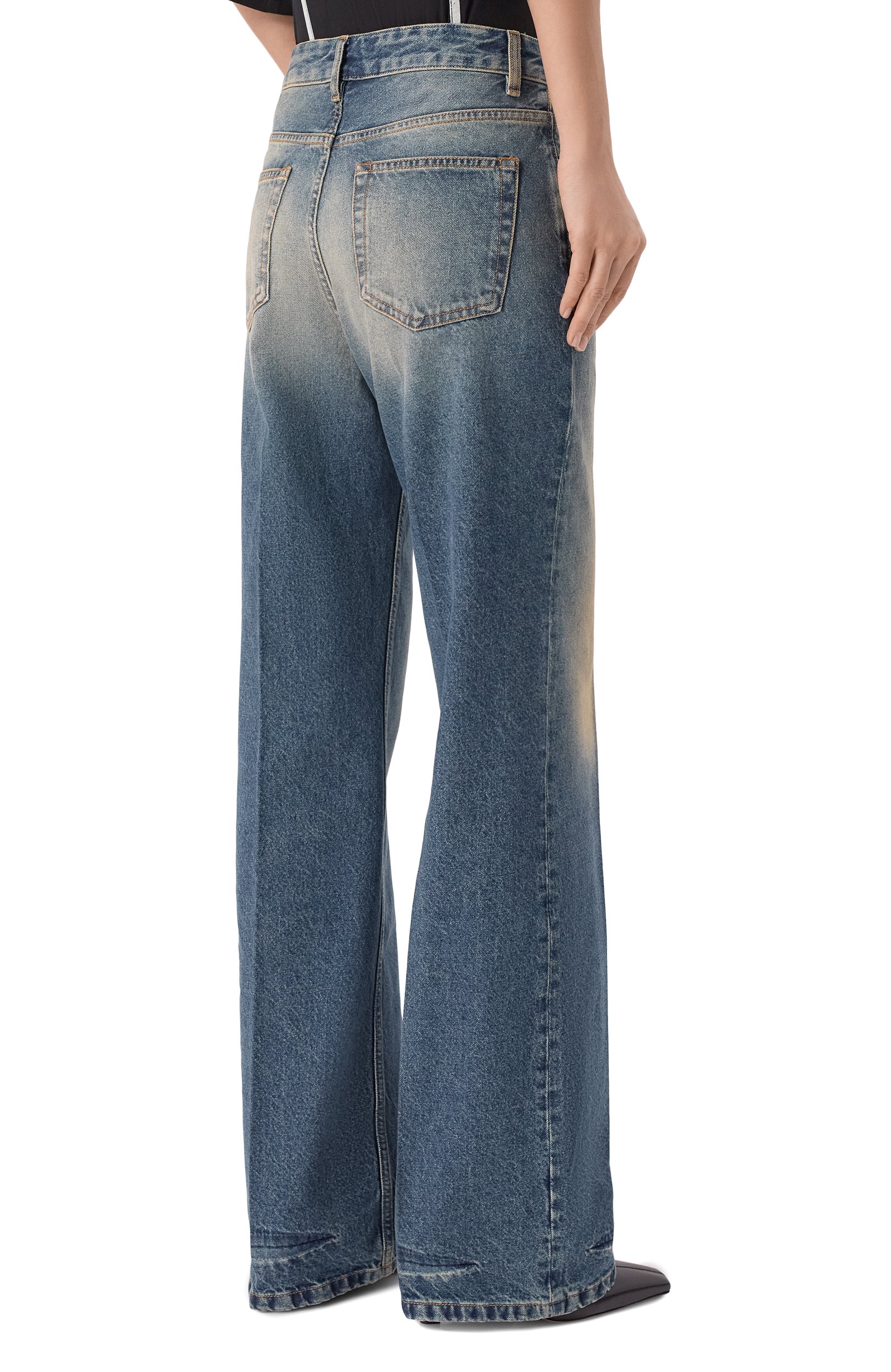 Джинсы ANN DEMEULEMEESTER синего цвета по цене 84550 руб., арт. B0013781/FA769, фото 4 Джинсы ANN DEMEULEMEESTER, арт. B0013781/FA769, фото 4
