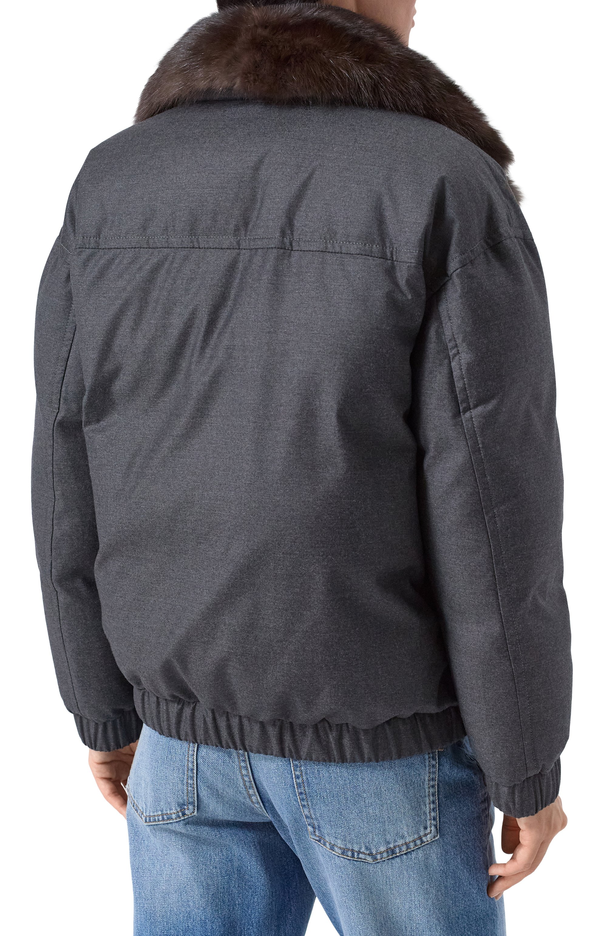 Пуховик с меховой отделкой YVES SALOMON серого цвета по цене 977000 руб., арт. 22WYV03068W02W, фото 4 Пуховик с меховой отделкой YVES SALOMON, арт. 22WYV03068W02W, фото 4