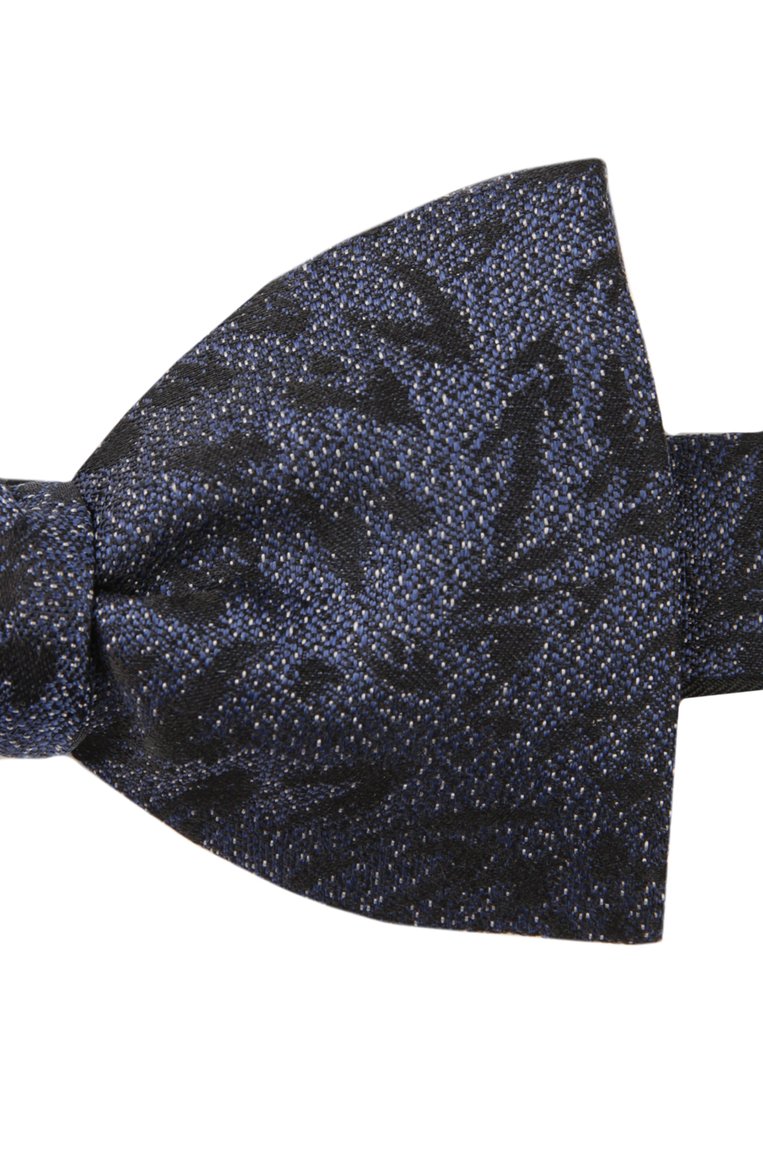 Мужской галстук-бабочка LANVIN темно-синего цвета, арт. 3038/B0W TIE | Фото 3 (Материал: Текстиль, Шелк; Статус проверки: Проверено, Проверена категория; Нос: Не проставлено)