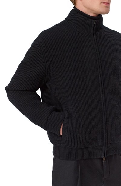 Кашемировый кардиган с подкладкой из норки MVST черного цвета по цене 985500 руб., арт. FTXTRECK-ES3625-3V/TR-ES3625-1, фото 5 Кашемировый кардиган с подкладкой из норки MVST, арт. FTXTRECK-ES3625-3V/TR-ES3625-1, фото 5