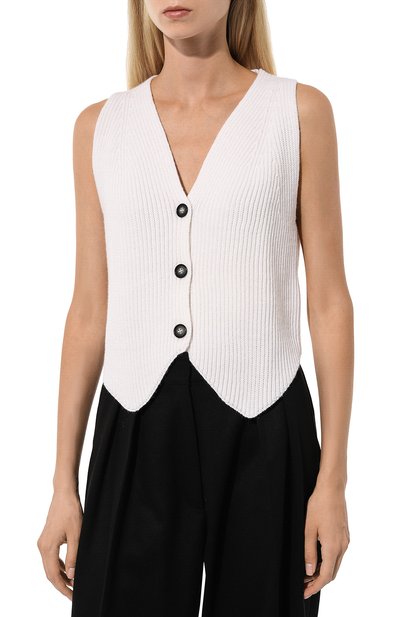 Жилет LESYANEBO белого цвета по цене 9600 руб., арт. LN08H-0301_FF, фото 3 Жилет LESYANEBO, арт. LN08H-0301_FF, фото 3