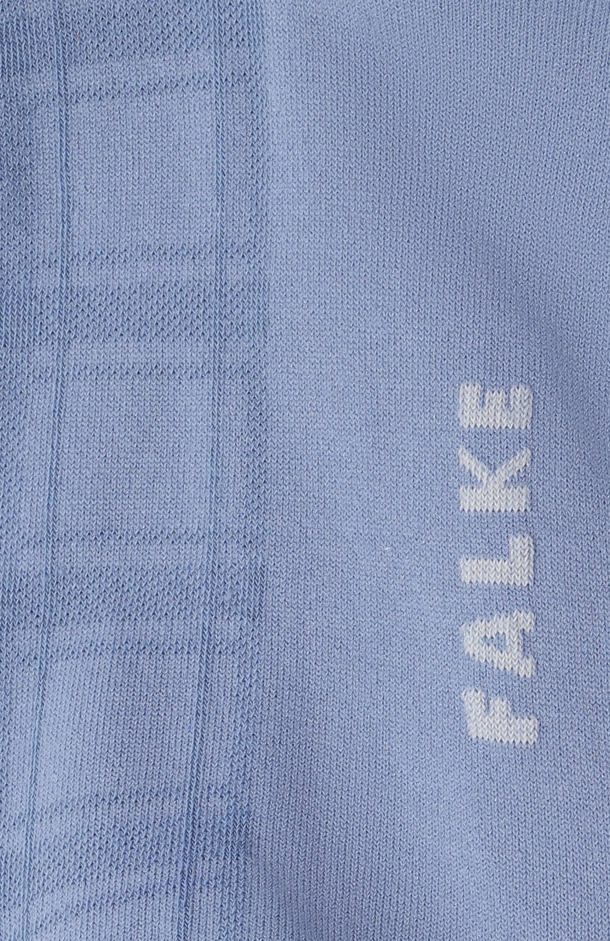 Носки FALKE голубого цвета по цене 2880 руб., арт. 47139, фото 2 Носки FALKE, арт. 47139, фото 2