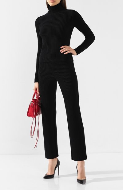 Водолазка BALENCIAGA черного цвета по цене 67300 руб., арт. 595112/T4093, фото 2 Водолазка BALENCIAGA, арт. 595112/T4093, фото 2