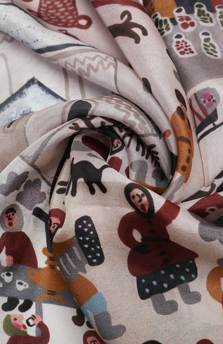 Женский шелковый платок крещенская ярмарка GOURJI разноцветного цвета, арт. T21WTF7R/1 | Фото 4 (Принт: С принтом; Материал: Текстиль, Шелк; Материал сплава: Проставлено; Нос: Не проставлено)
