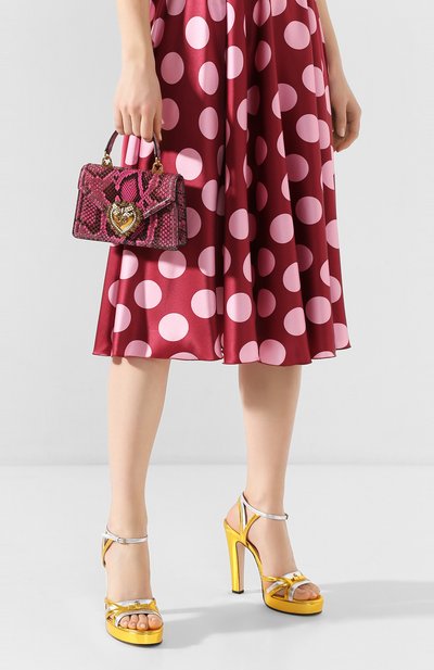 Сумка devotion small из кожи питона DOLCE & GABBANA фуксия цвета по цене 270000 руб., арт. BB6711/A2111/PBIV, фото 2 Сумка devotion small из кожи питона DOLCE & GABBANA, арт. BB6711/A2111/PBIV, фото 2