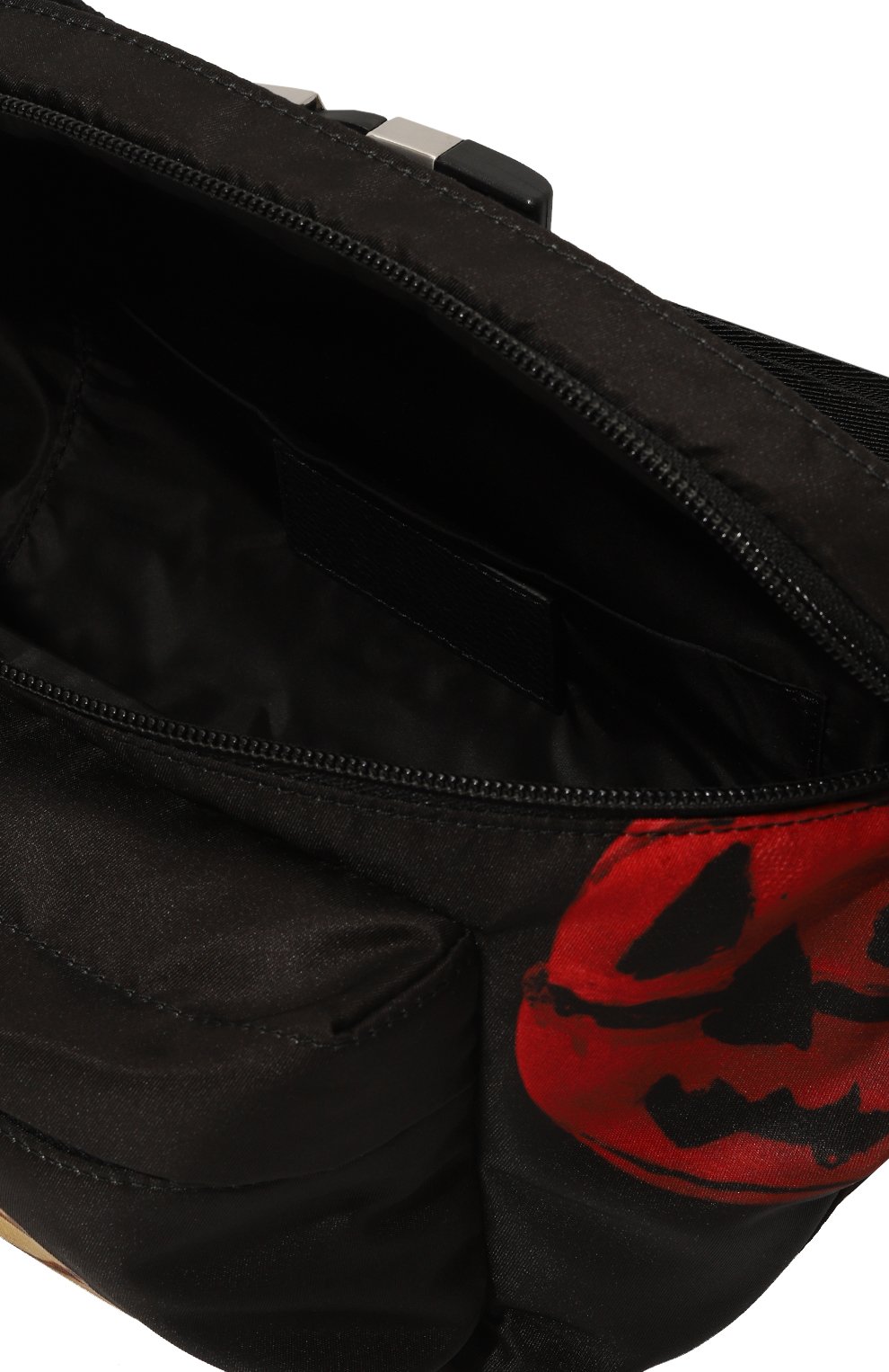 Текстильная поясная сумка essential u GIVENCHY черного цвета по цене 112000 руб., арт. BKU01Z/K1K1, фото 6 Текстильная поясная сумка essential u GIVENCHY, арт. BKU01Z/K1K1, фото 6