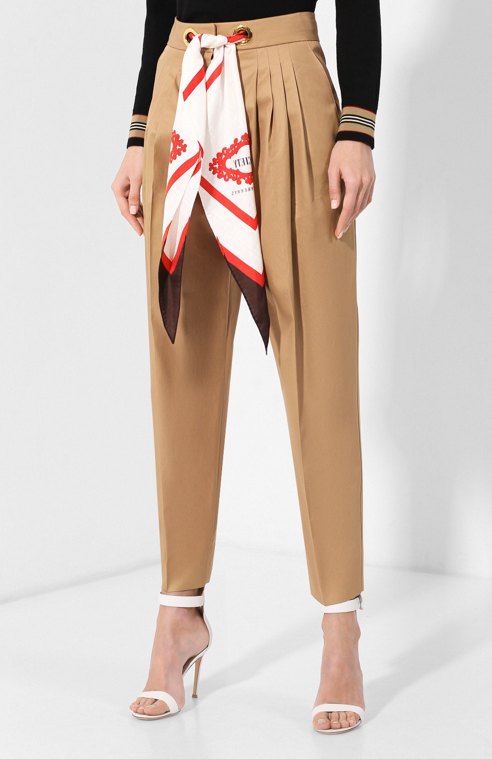 Брюки с поясом BURBERRY бежевого цвета по цене 147000 руб., арт. 4560445, фото 3 Брюки с поясом BURBERRY, арт. 4560445, фото 3