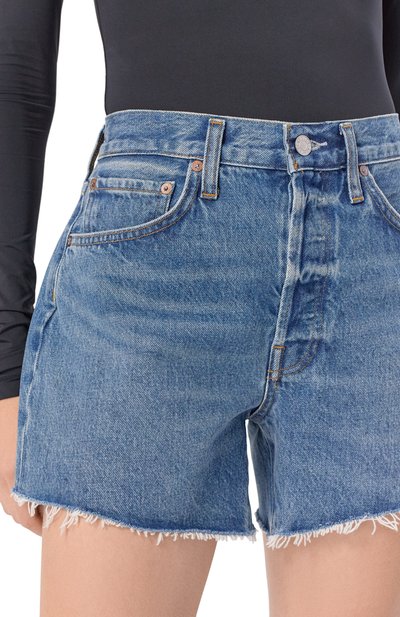 Джинсовые шорты AGOLDE синего цвета по цене 30750 руб., арт. A90101206, фото 5 Джинсовые шорты AGOLDE, арт. A90101206, фото 5