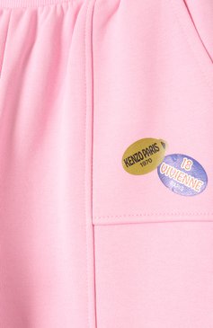 Детские хлопковые джоггеры KENZO розового цвета, арт. K61006 | Фото 3 (Материал сплава: Проставлено; Материал внешний: Хлопок; Нос: Не проставлено; Девочки Кросс-КТ: Джоггеры-одежда, Брюки-спорт; Ростовка одежда: 9 лет | 134 см, 3 года | 98 см, 5 лет | 110 см, 4 года | 104 см, 2 года | 92 см, 7 лет | 122 см)