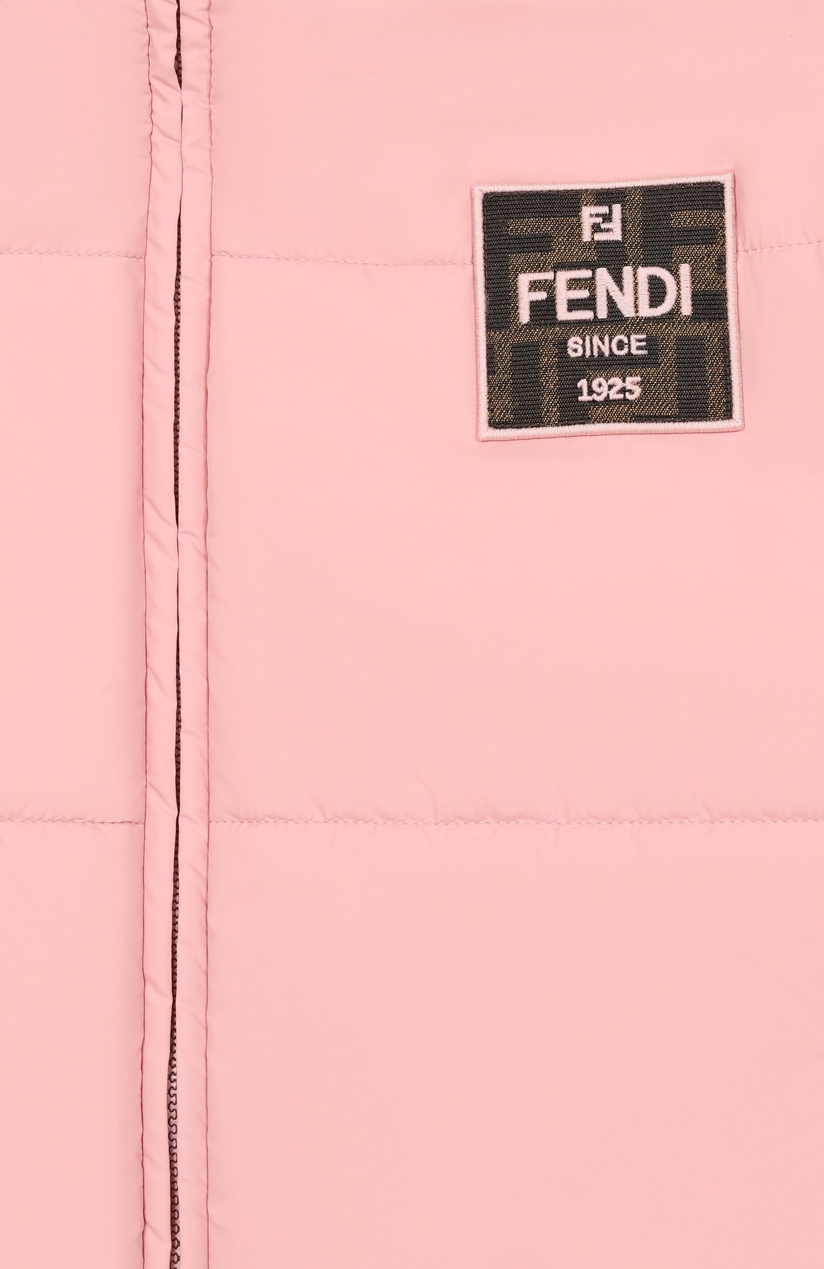 Куртка FENDI розового цвета по цене 127000 руб., арт. JUA285/AS56/8A-12+, фото 3 Куртка FENDI, арт. JUA285/AS56/8A-12+, фото 3