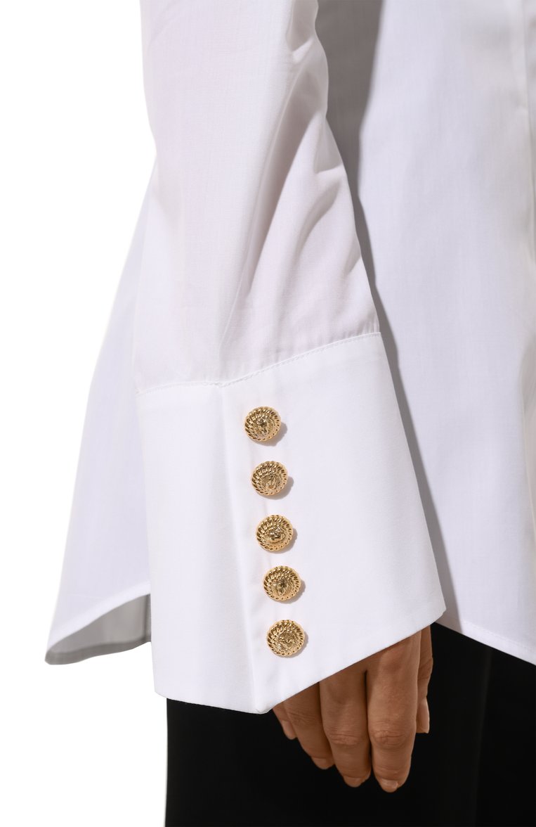 Женская хлопковая рубашка BALMAIN белого цвета, арт. CF0HS355/CE48 | Фото 5 (Длина (для топов): Удлиненные; Рука�ва: Длинные; Материал внешний: Хлопок; Женское Кросс-КТ: Рубашка-одежда; Принт: Без принта; Стили: Классический; Автоматизация ТО: Проставлено; Автоматизация состава: Проставлено)