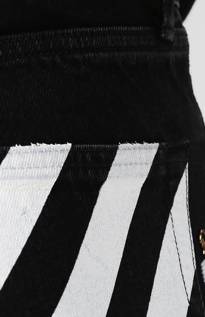 Джинсовые шорты OFF-WHITE черного цвета по цене 42550 руб., арт. 0WYC002R197740618601, фото 5 Джинсовые шорты OFF-WHITE, арт. 0WYC002R197740618601, фото 5