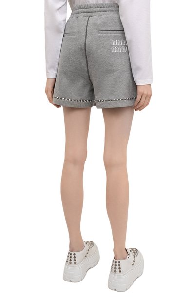 Хлопковые шорты MIU MIU серого цвета по цене 120000 руб., арт. MJP267-1Z9J-F0031, фото 4 Хлопковые шорты MIU MIU, арт. MJP267-1Z9J-F0031, фото 4