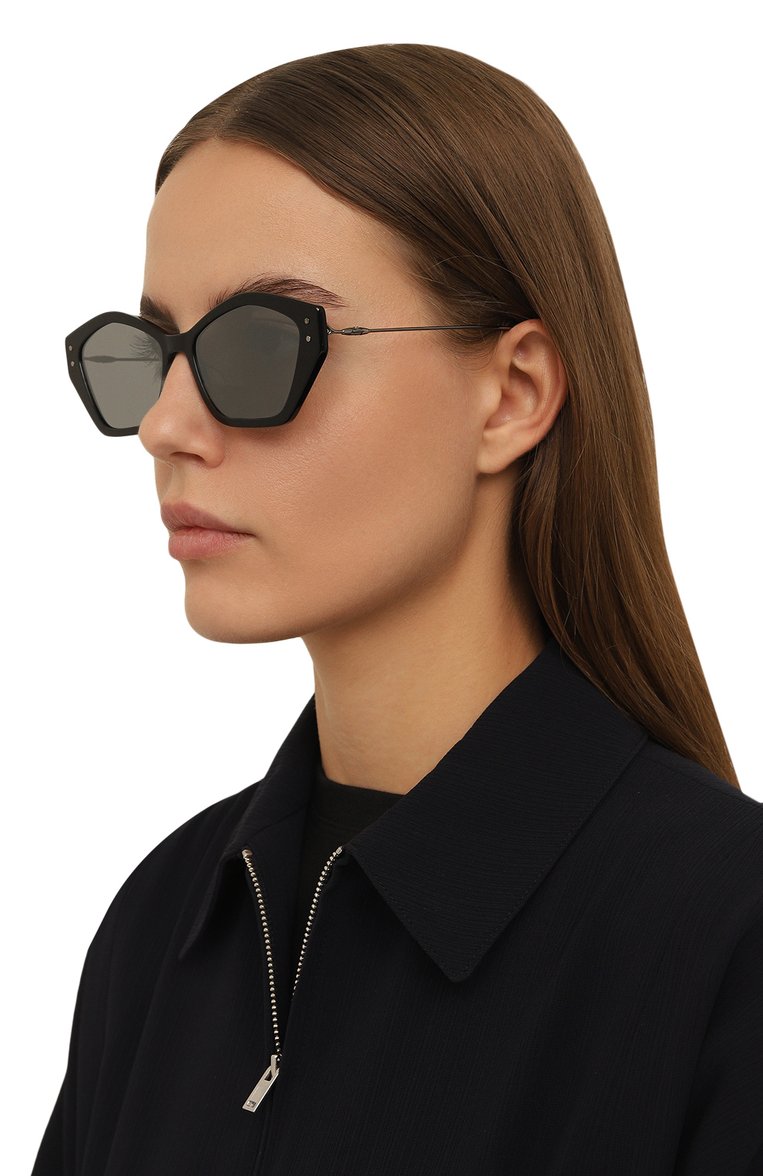 Женские солнцезащитные очки DIOR EYEWEAR черного цвета, арт. MISSDI0R S1U 14A7 | Фото 2 (Тип очков: С/з; Материал: Пластик; Региональные ограничения белый список (Axapta Mercury): Не проставлено; Нос: Не проставлено; Оптика Гендер: оптика-женское; Очки форма: Бабочка)