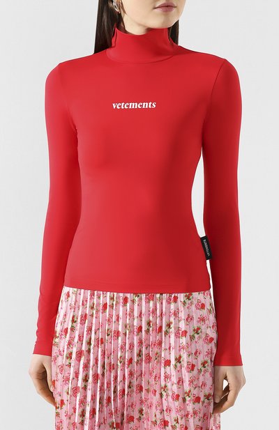 Водолазка VETEMENTS красного цвета по цене 39950 руб., арт. SS20T0001 1350/W/RED, фото 3 Водолазка VETEMENTS, арт. SS20T0001 1350/W/RED, фото 3