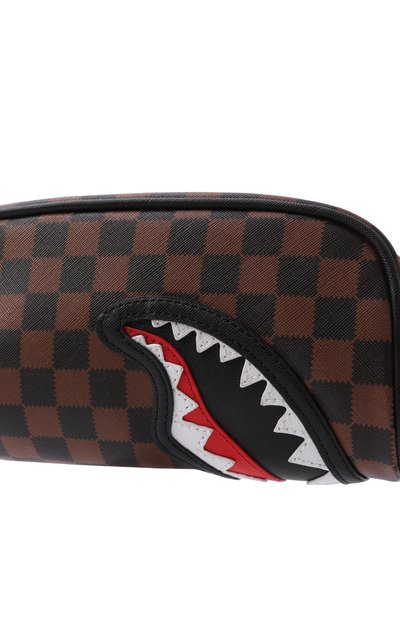Пенал SPRAYGROUND коричневого цвета по цене 4785 руб., арт. 910B7845NSZ, фото 4 Пенал SPRAYGROUND, арт. 910B7845NSZ, фото 4