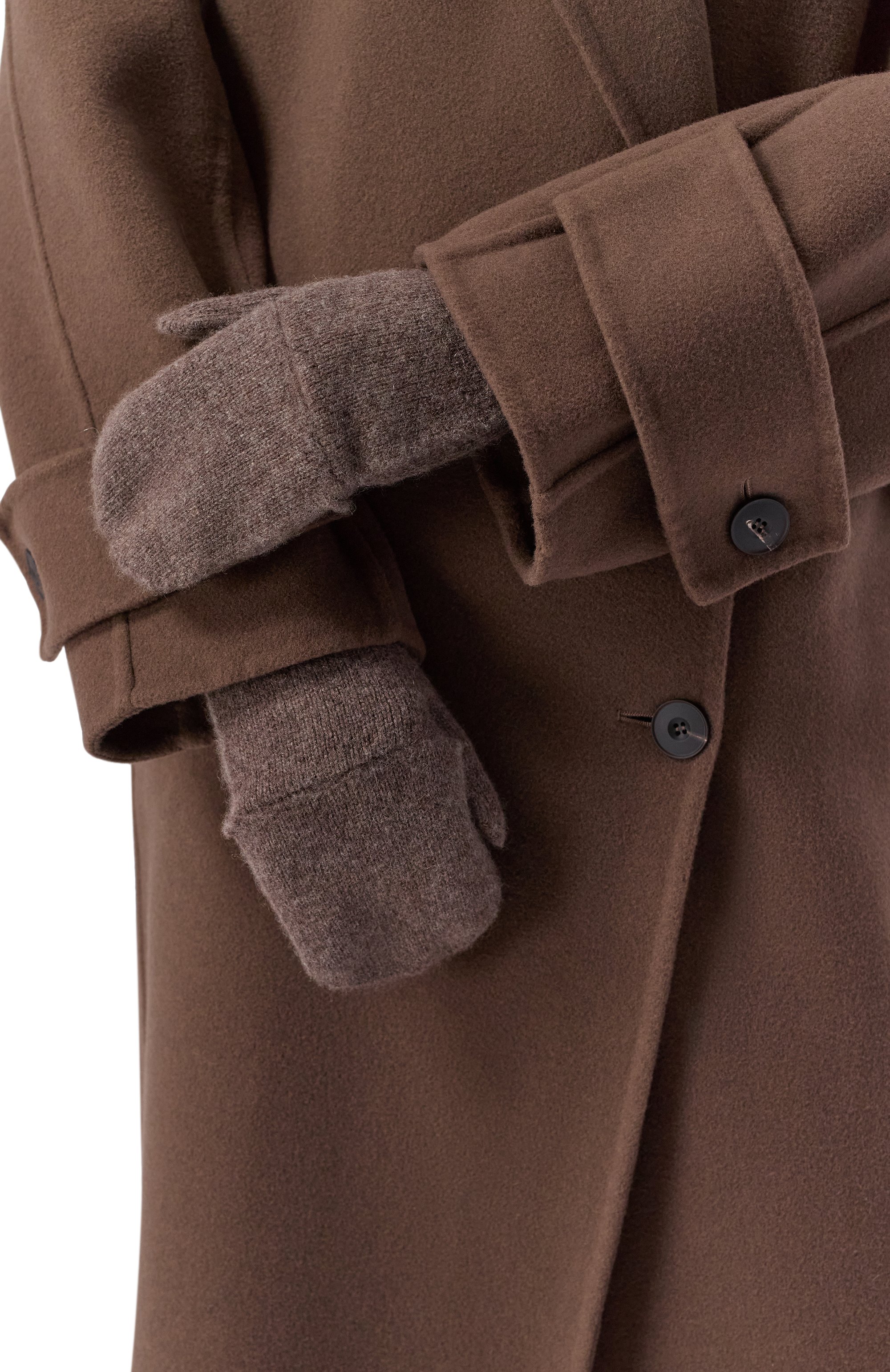 Кашемировые варежки TEGIN коричневого цвета по цене 15800 руб., арт. 1928-3098, фото 2 Кашемировые варежки TEGIN, арт. 1928-3098, фото 2