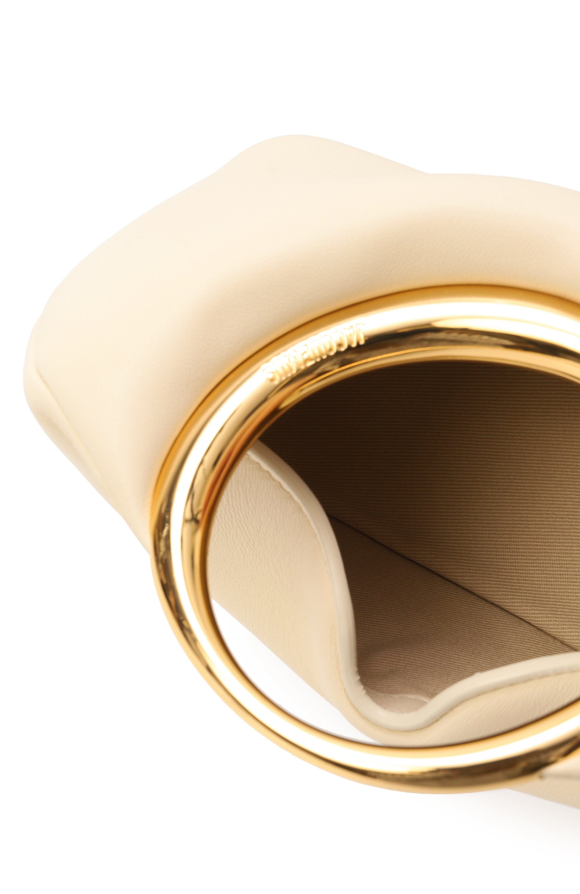 Сумка le petit calino JACQUEMUS кремового цвета по цене 107000 руб., арт. 24E241BA395, фото 5 Сумка le petit calino JACQUEMUS, арт. 24E241BA395, фото 5