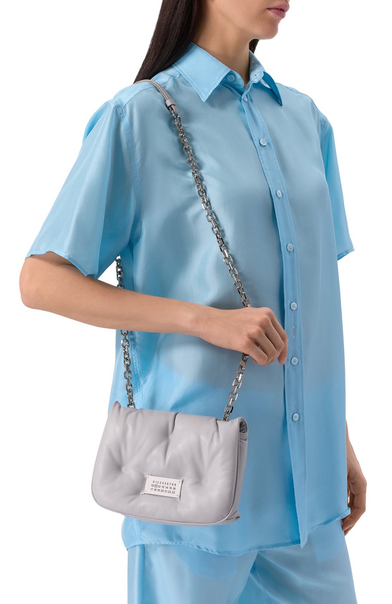Женская сумка glam slam small MAISON MARGIELA светло-серого цвета, арт. SB1WG0019/P4300 | Фото 2 (Размер: small; Ремень/цепочка: На ремешке; Материал: Натуральная кожа)
