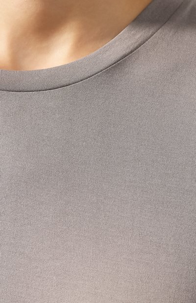Хлопковая футболка THEORY серого цвета по цене 9950 руб., арт. I1124510, фото 5 Хлопковая футболка THEORY, арт. I1124510, фото 5