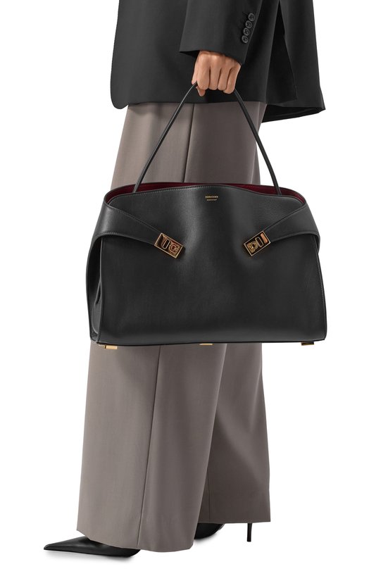 Сумка Hug Soft large Ferragamo 219939/781693 Чёрный  219939/781693 Фото 2