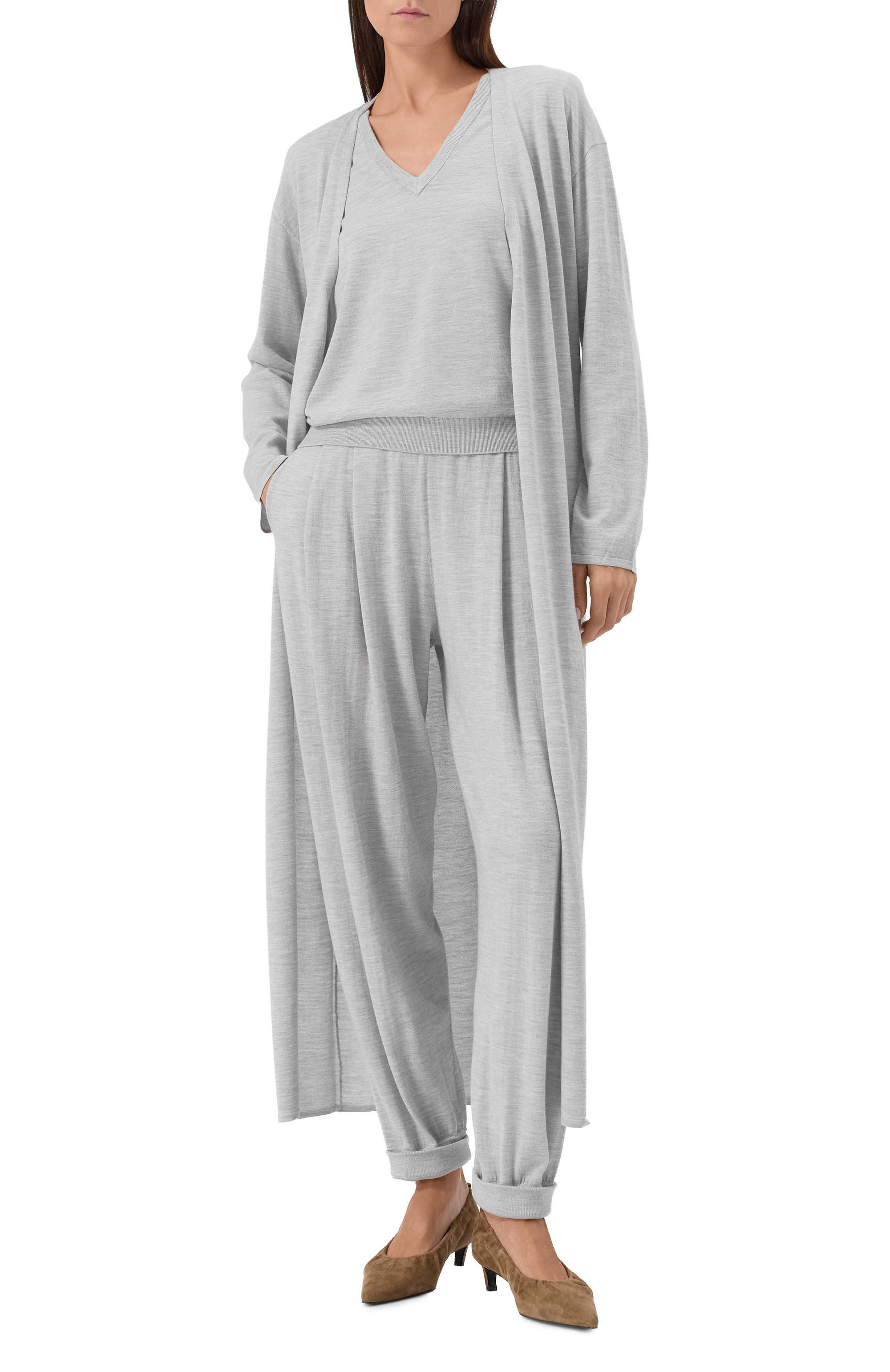 Джоггеры из шерсти и шелка 12 STOREEZ серого цвета по цене 19000 руб., арт. 134015, фото 2 Джоггеры из шерсти и шелка 12 STOREEZ, арт. 134015, фото 2