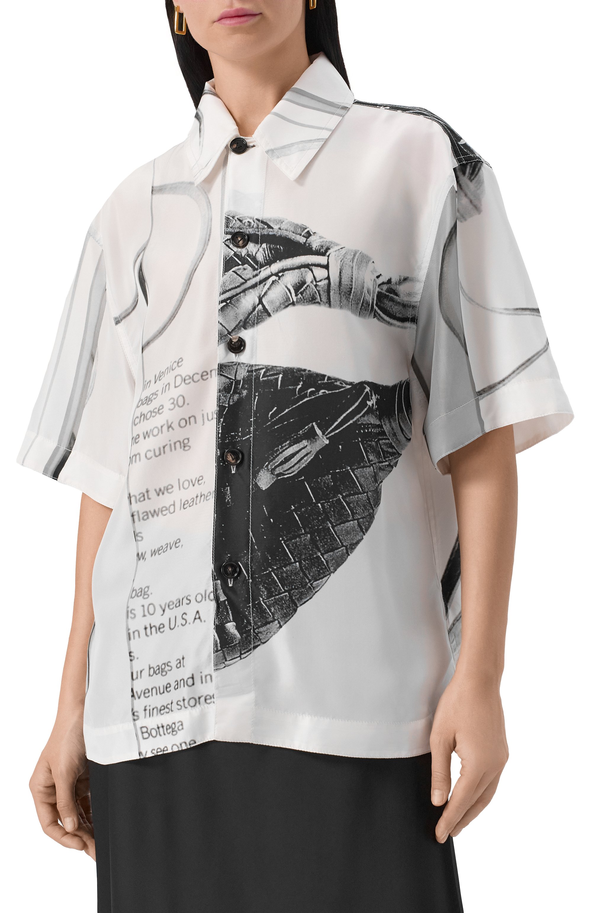 Шелковая рубашка BOTTEGA VENETA черно-белого цвета по цене 218500 руб., арт. 823056/V5MT0, фото 3 Шелковая рубашка BOTTEGA VENETA, арт. 823056/V5MT0, фото 3