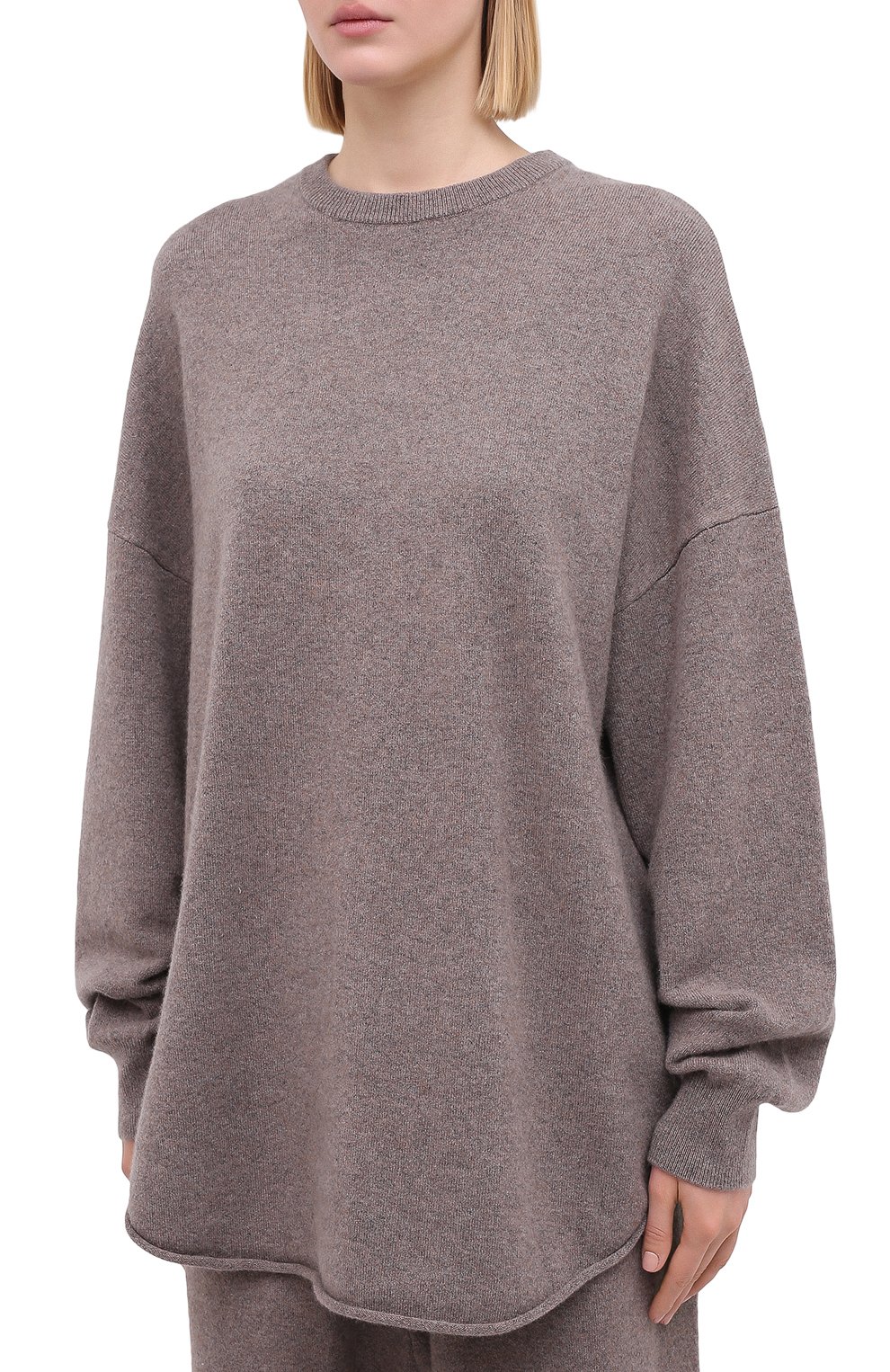 Кашемировый свитер EXTREME CASHMERE коричневого цвета по цене 53450 руб., арт. 053/CREW H0P, фото 3 Кашемировый свитер EXTREME CASHMERE, арт. 053/CREW H0P, фото 3