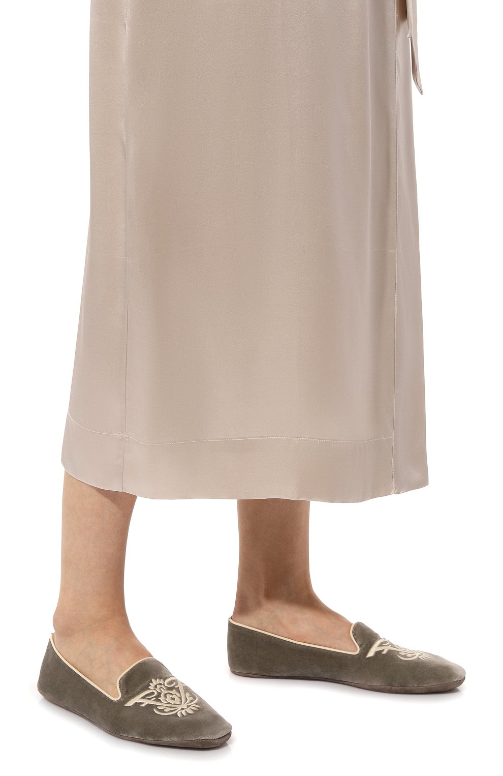 Текстильные домашние туфли icon FRETTE серого цвета по цене 32550 руб., арт. 22299126 00F 90319, фото 3 Текстильные домашние туфли icon FRETTE, арт. 22299126 00F 90319, фото 3