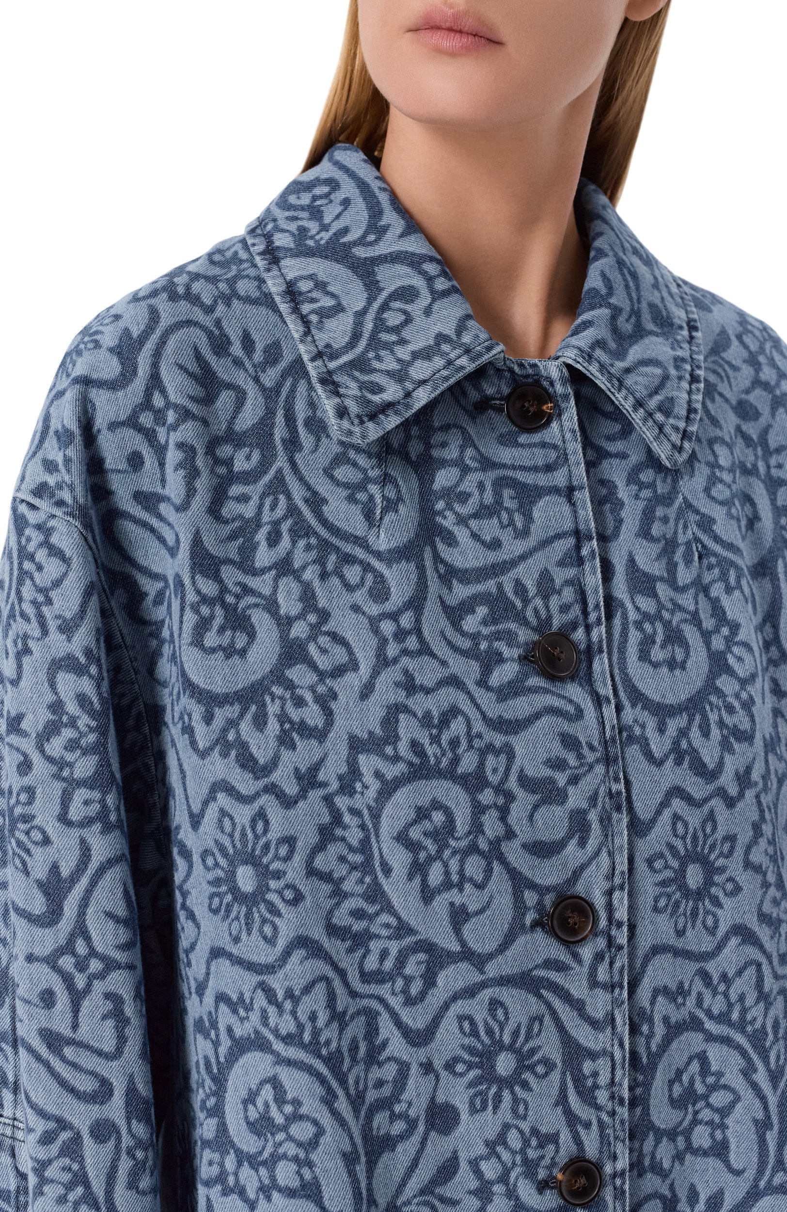 Джинсовое пальто DRIES VAN NOTEN голубого цвета по цене 121000 руб., арт. 262-130204/4407, фото 5 Джинсовое пальто DRIES VAN NOTEN, арт. 262-130204/4407, фото 5