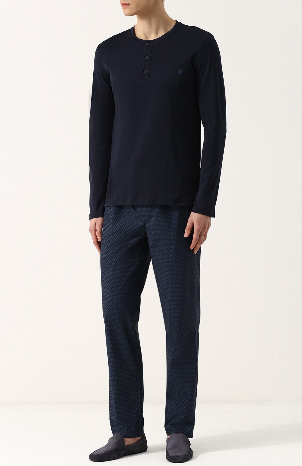 Замшевые домашние слиперы maurice LORO PIANA темно-синего цвета по цене 57500 руб., арт. FAC5526, фото 2 Замшевые домашние слиперы maurice LORO PIANA, арт. FAC5526, фото 2