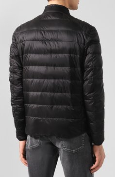 Мужская пуховая куртка BELSTAFF черного цвета, арт. 71020701/C50N0366 | Фото 4 (Материал утеплителя: Пух и перо; Статус проверки: Проверена категория; Рукава: Длинные; Материал подклада: Синтетический материал; Материал внешний: Синтетический материал; Мужское Кросс-КТ: Куртка-пуховая, Пуховик-верхняя одежда, Верхняя одежда; Длина (верхняя одежда): Короткие; Кросс-КТ: Пуховик, Куртка; Драгоценные камни: Проставлено; Материал внутренний: Не назначено; Материал сплава: Проставлено; Стили: Кэжуэл)