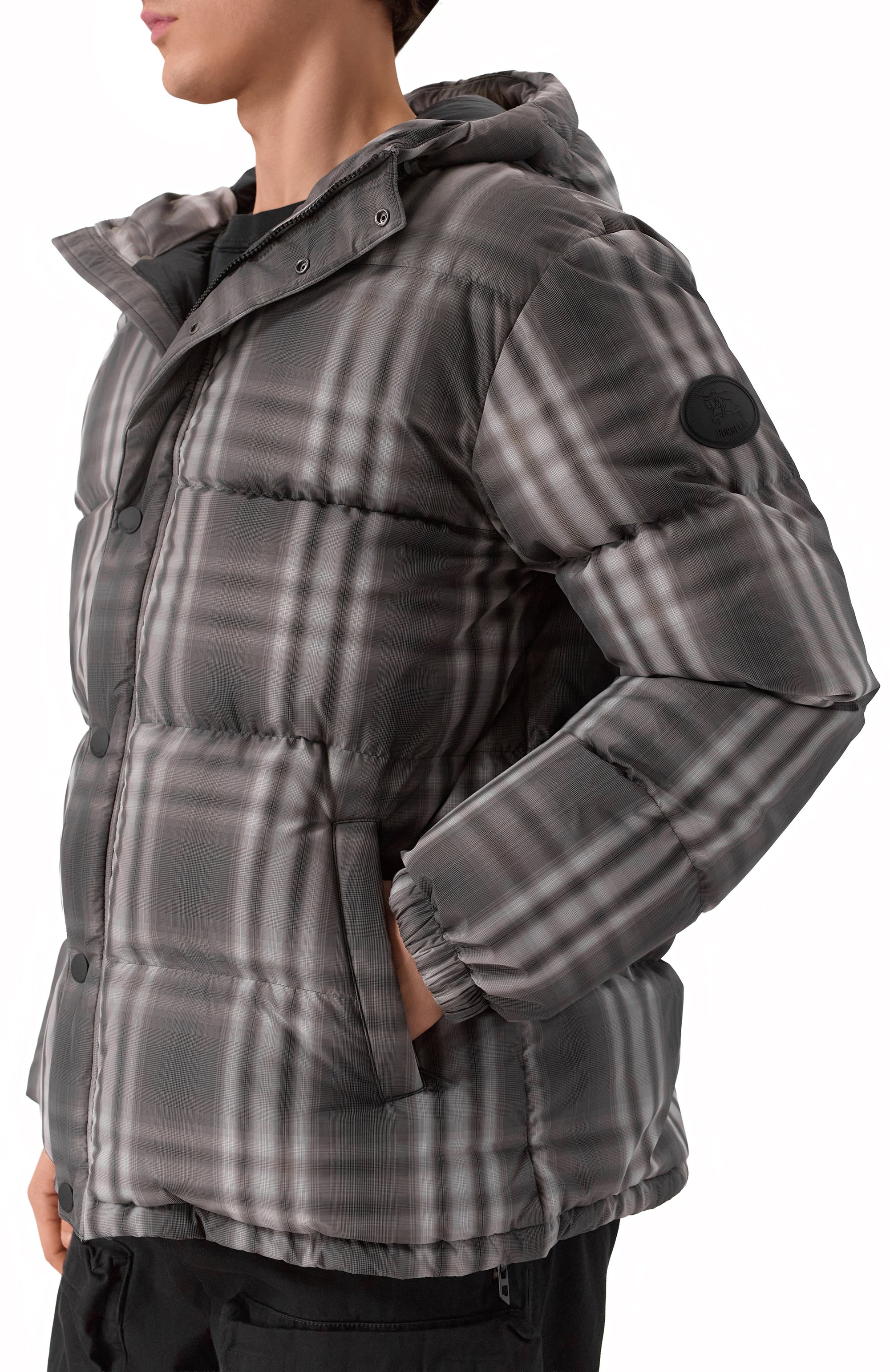 Пуховик BURBERRY серого цвета по цене 238500 руб., арт. 8110226, фото 5 Пуховик BURBERRY, арт. 8110226, фото 5