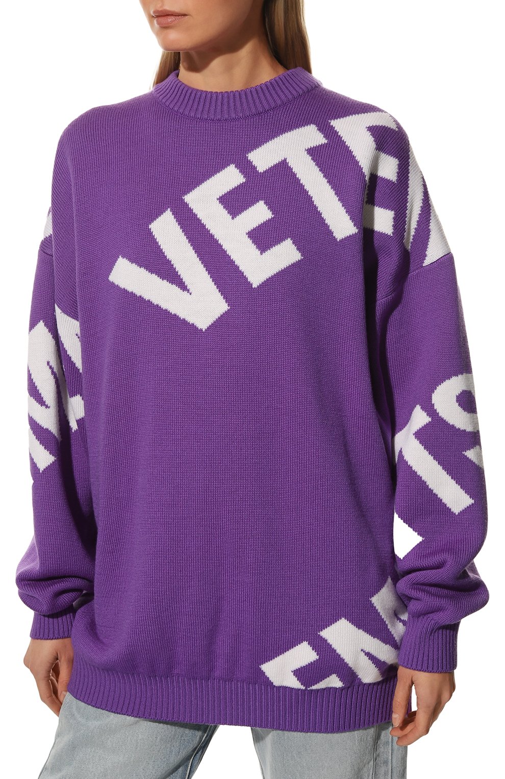 Шерстяной свитер VETEMENTS фиолетового цвета по цене 132000 руб., арт. UA53KN200U 2901/W, фото 3 Шерстяной свитер VETEMENTS, арт. UA53KN200U 2901/W, фото 3