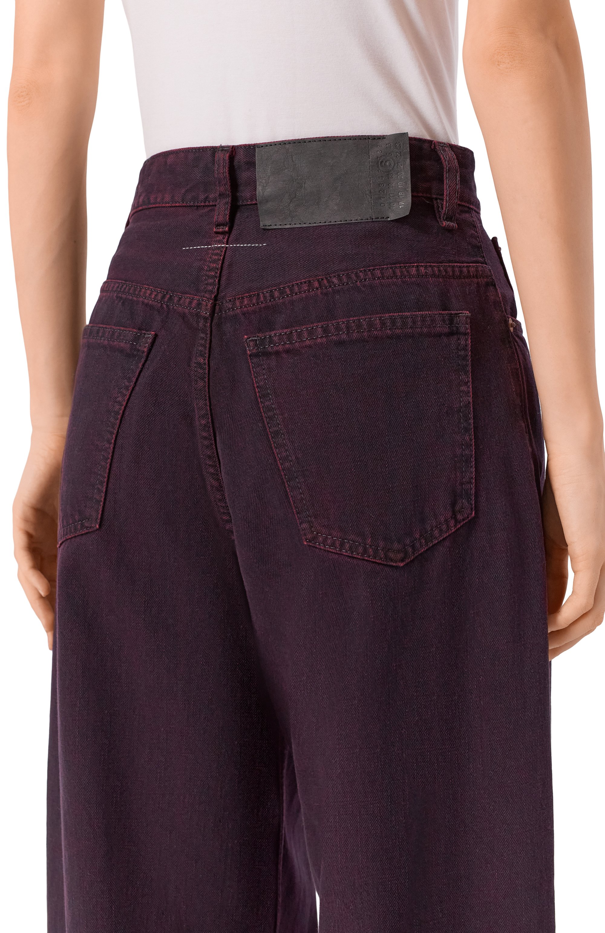 Джинсы MM6 бордового цвета по цене 74750 руб., арт. S52LA0264/M30032, фото 5 Джинсы MM6, арт. S52LA0264/M30032, фото 5