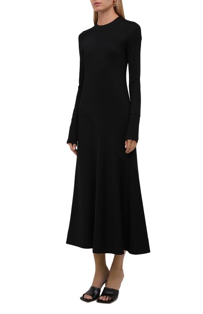 Платье из вискозы JIL SANDER черного цвета по цене 103500 руб., арт. JSCT715012-WT397908, фото 3 Платье из вискозы JIL SANDER, арт. JSCT715012-WT397908, фото 3
