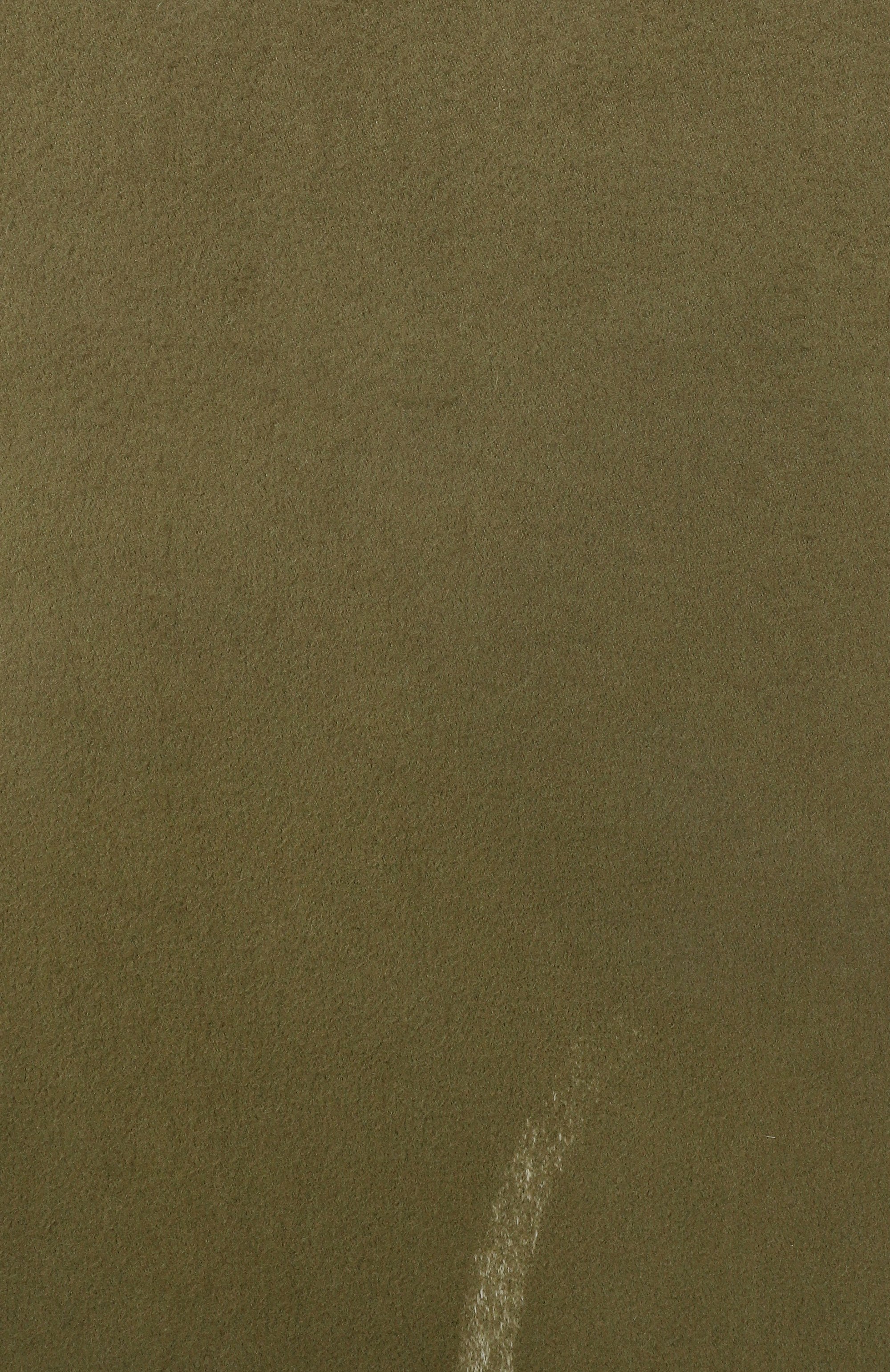 Шарф из кашемира и шерсти KITON хаки цвета по цене 106000 руб., арт. USCIACK0201F08, фото 4 Шарф из кашемира и шерсти KITON, арт. USCIACK0201F08, фото 4