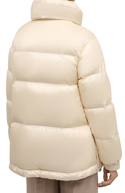 Пуховик WOOLRICH кремового цвета по цене 71950 руб., арт. CFWW0U0583FR/UT1702, фото 4 Пуховик WOOLRICH, арт. CFWW0U0583FR/UT1702, фото 4