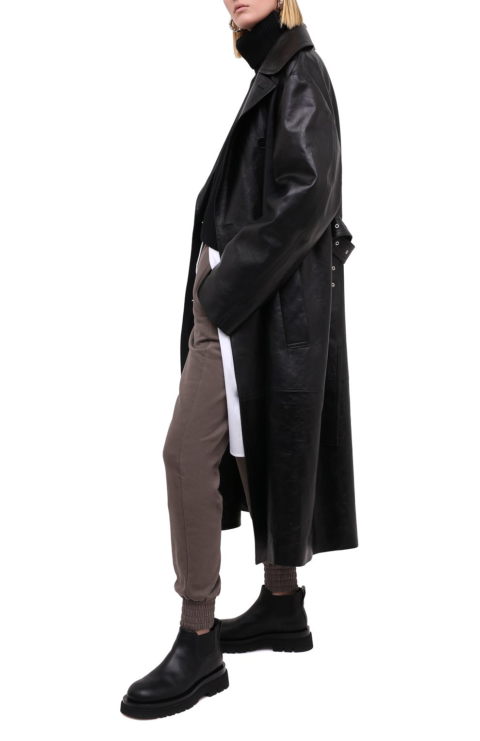 Хлопковые джоггеры ANN DEMEULEMEESTER коричневого цвета по цене 47450 руб., арт. 2002-2416-P-225-060, фото 3 Хлопковые джоггеры ANN DEMEULEMEESTER, арт. 2002-2416-P-225-060, фото 3